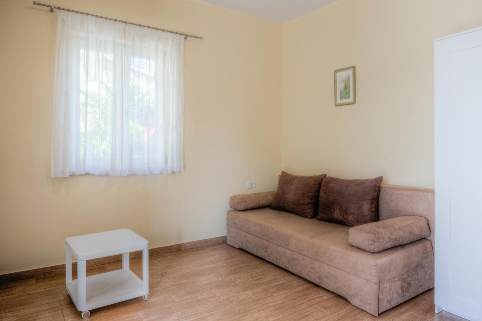 Apartment In Villa Moletto Seaside & Relax - 4 Guests Lovrečica Екстериор снимка